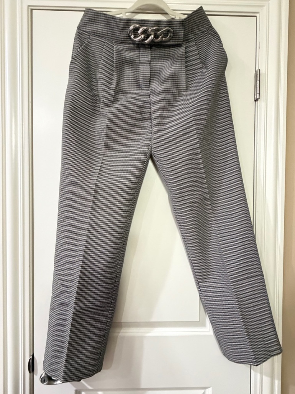$700 ALEXANDER WANG
Hi waist Straight trousers wool houndstooth silver chain